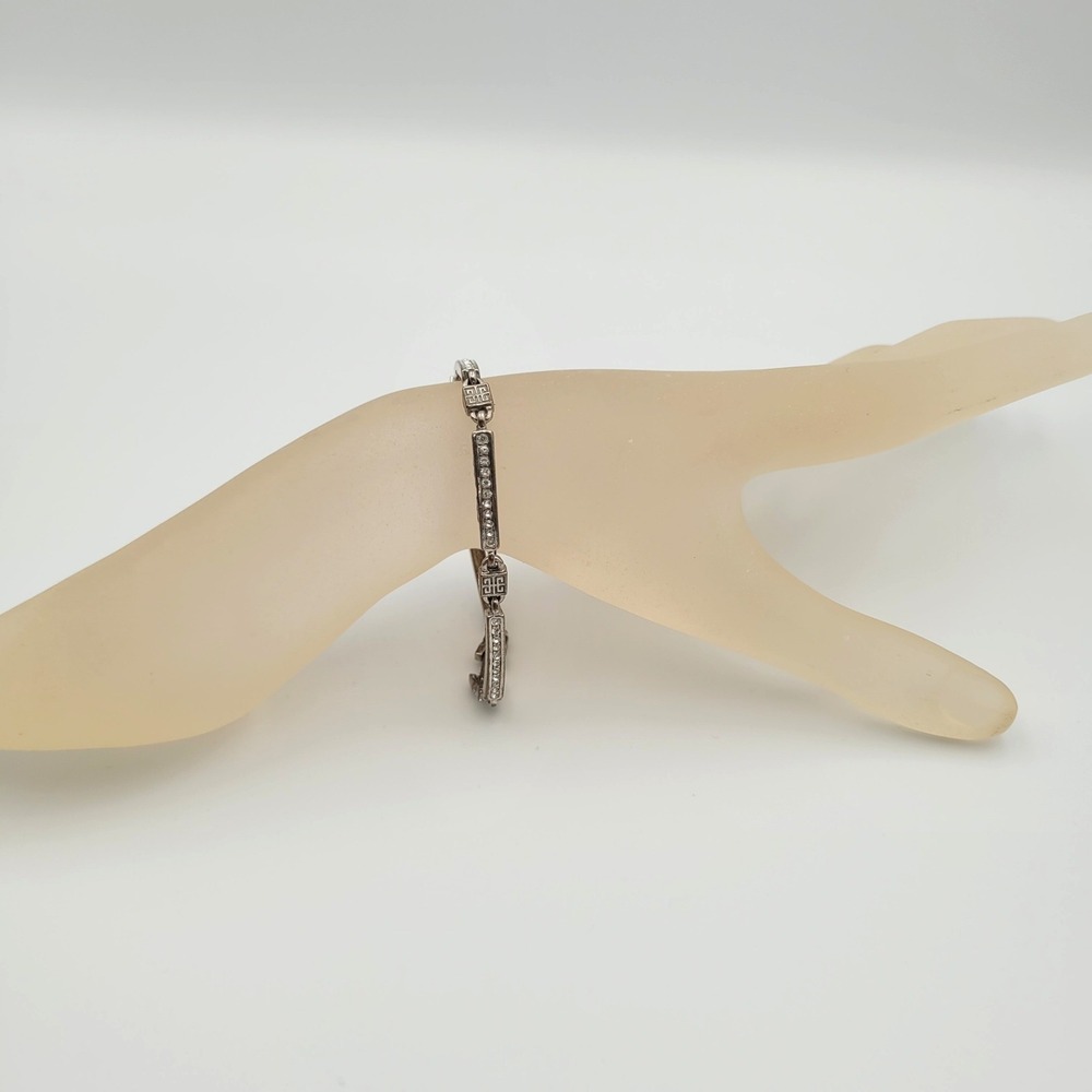 Givenchy Vintage Silver Tone Crystal 4G Logo Link Bracelet 7.25 Inch